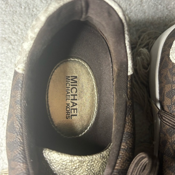 Michael Kors casual shoes - Picture 6 of 9